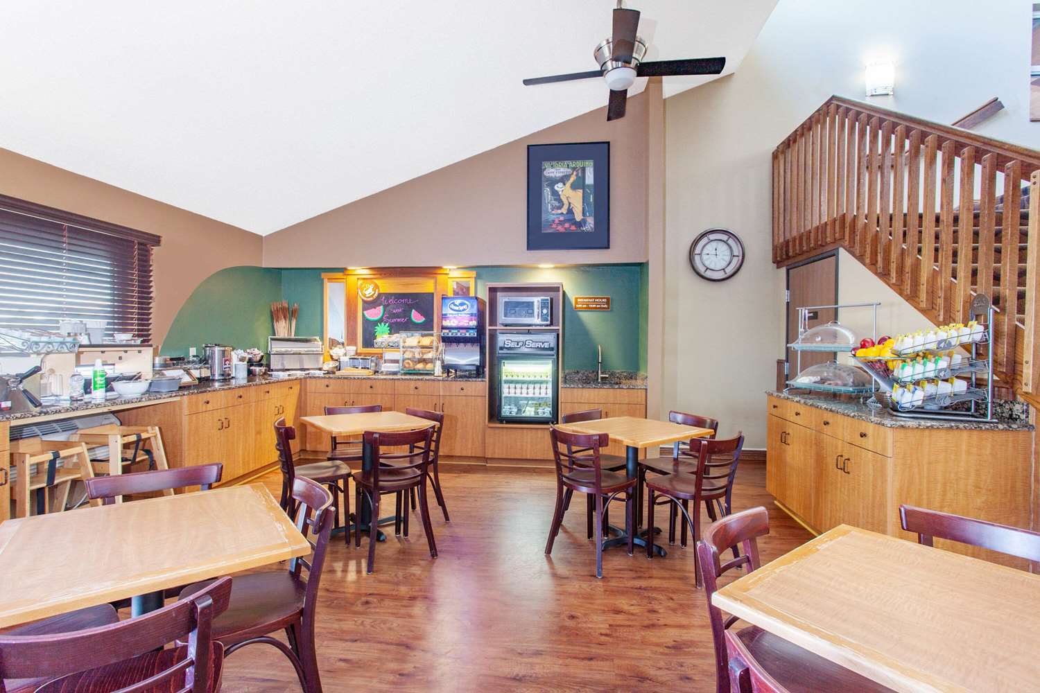 AmericInn by Wyndham St. Cloud MN I-94 25/35