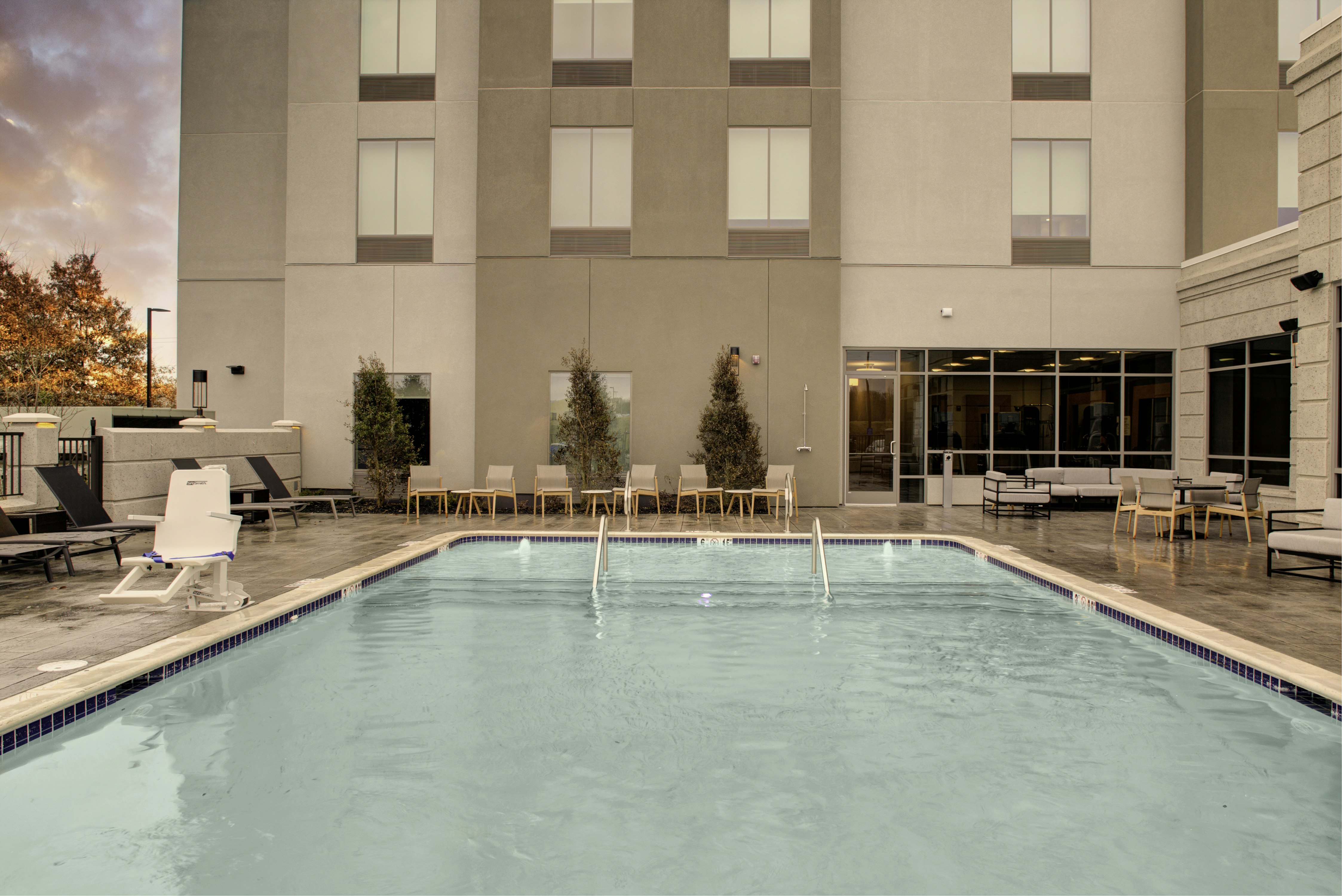 Hilton Garden Inn Jackson Tn 81/83