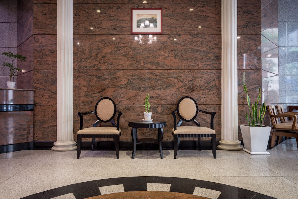Jin Pin Hotel 61/73