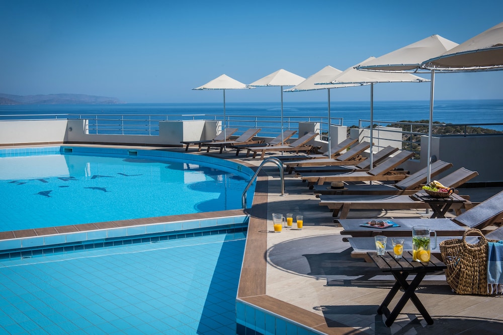 Mistral Mare Hotel 32/38