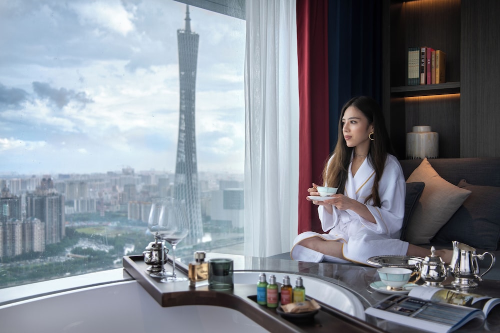 Elegant Hotel (Zhujiang New Town Canton Tower) 33/48