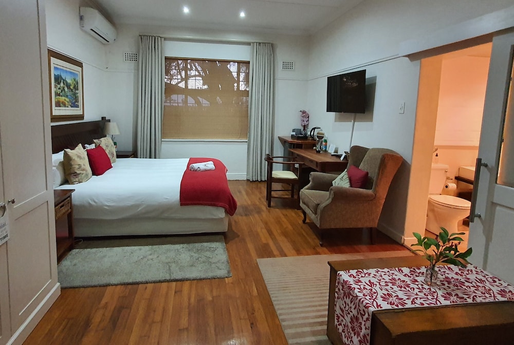 غرفة سوبيريور بسريرين منفصلين، Wild Olive Guest House 3/9