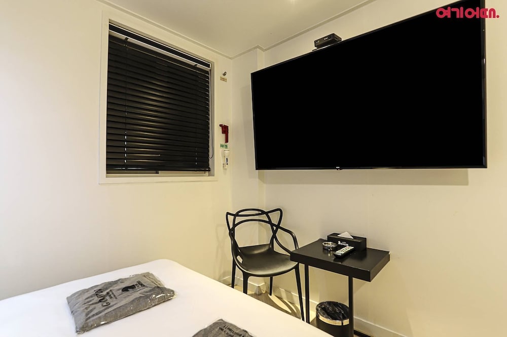 Indeokwon Chess Hotel 8/30
