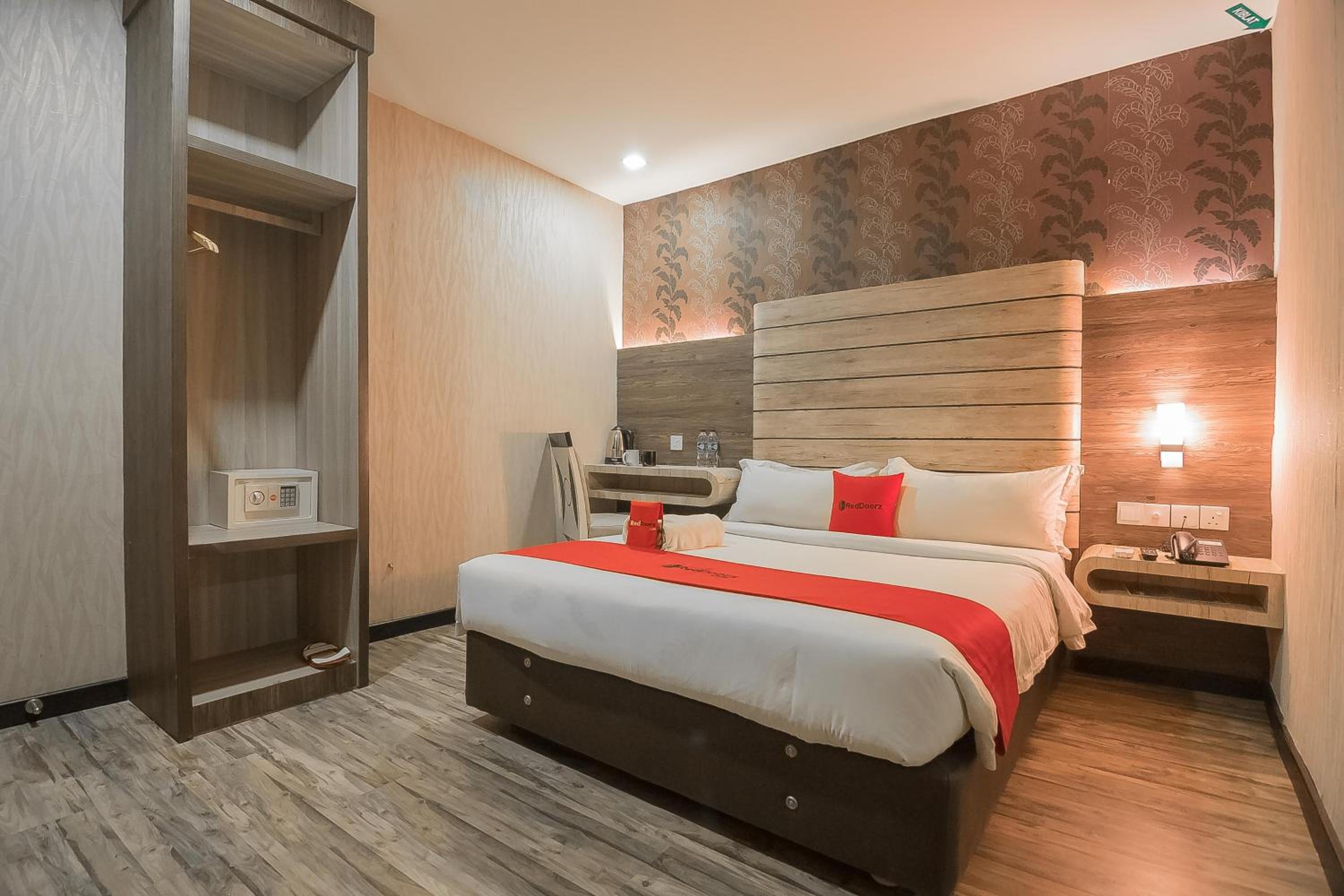 Paragon Nagoya Hotel Batam 20/58