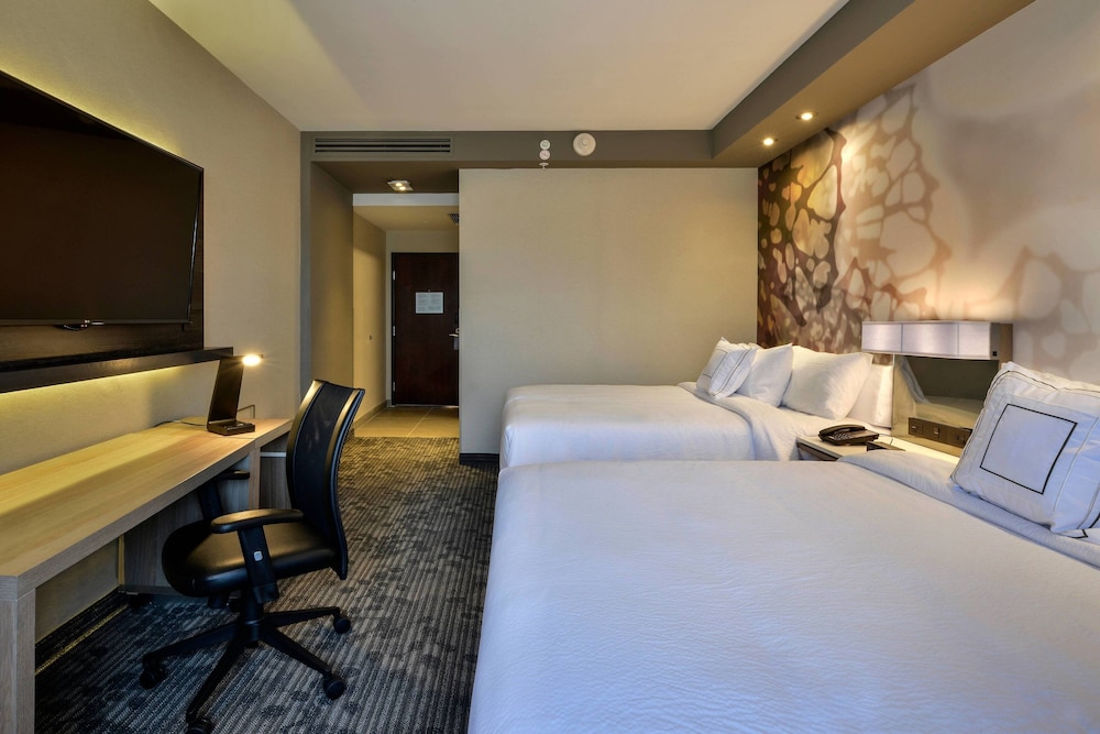 Courtyard By Marriott San Luis Potosi Los Lagos 11/46