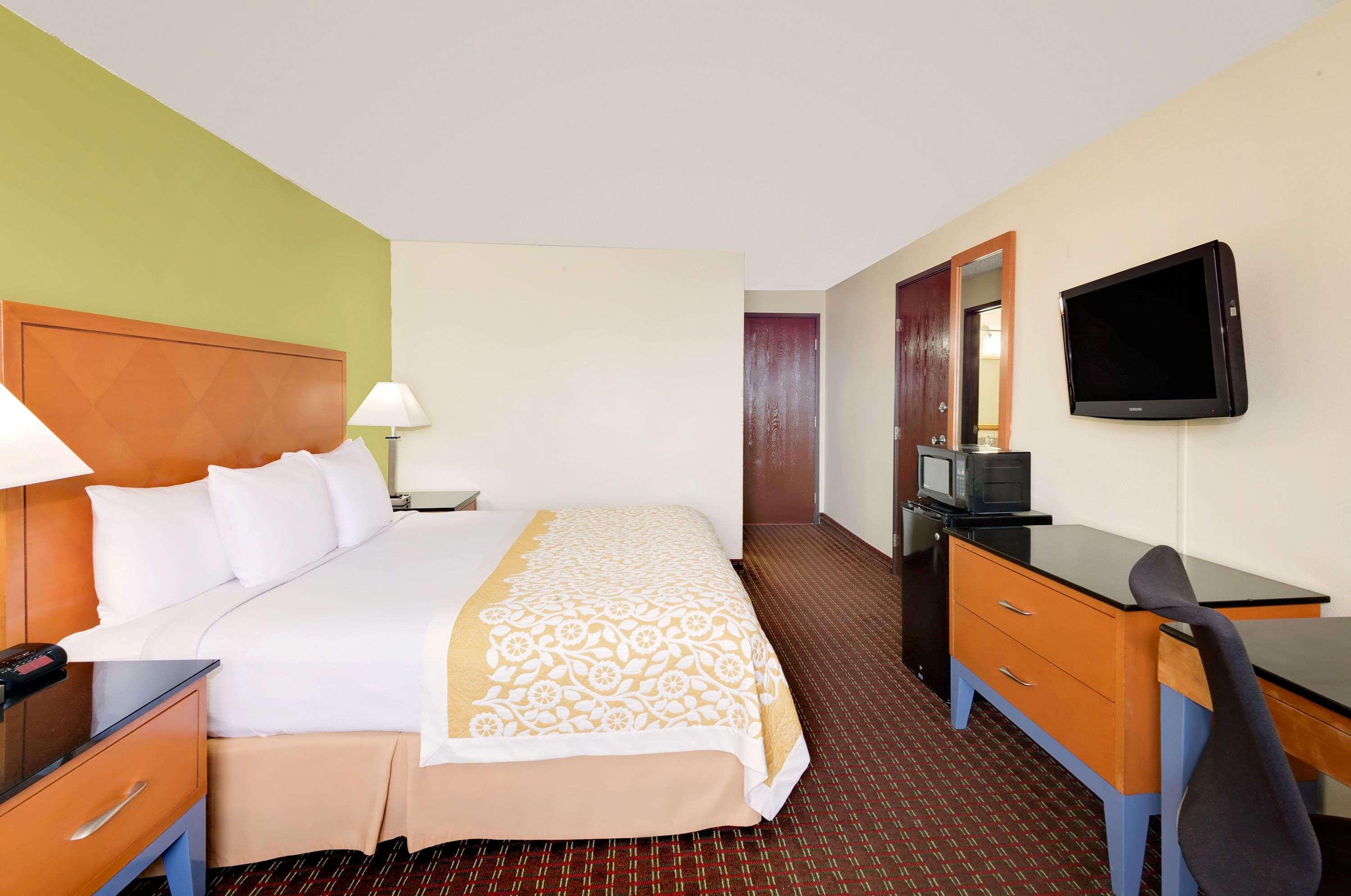 Room, King Bed