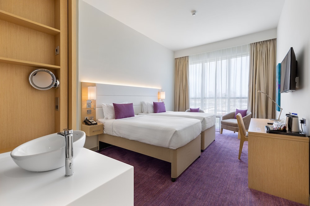 Premier Inn Dubai Ibn Battuta Mall 11/36