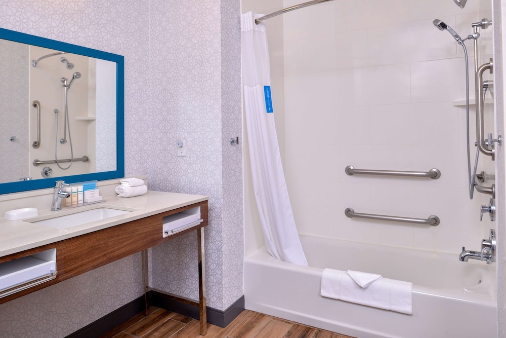 Hampton Inn & Suites Boise/Spectrum 16/67