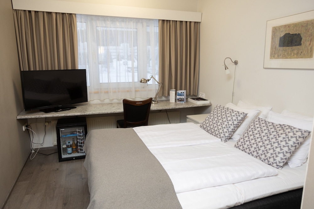 Finlandia Hotel Alba 30/48