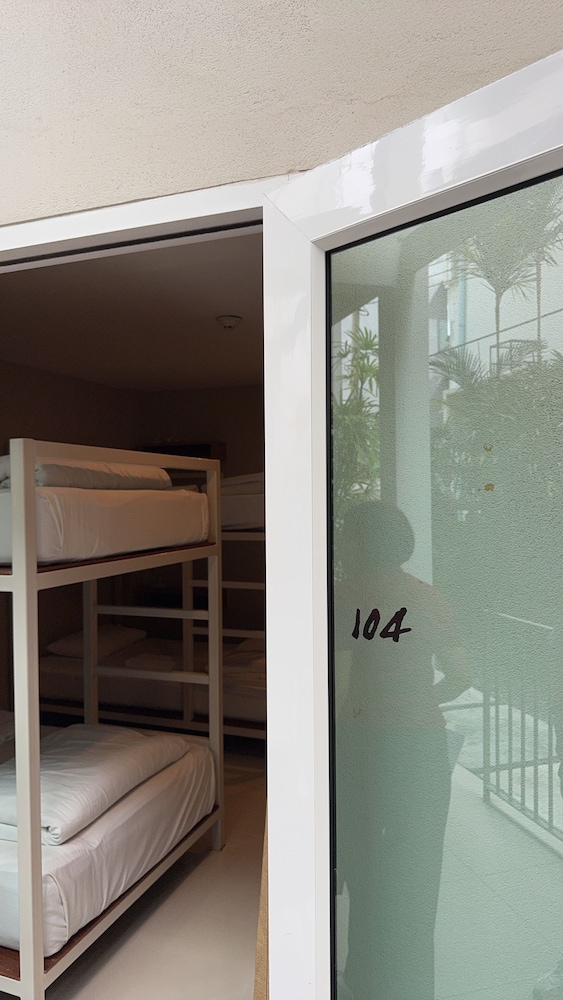 Chern Hostel 45/71