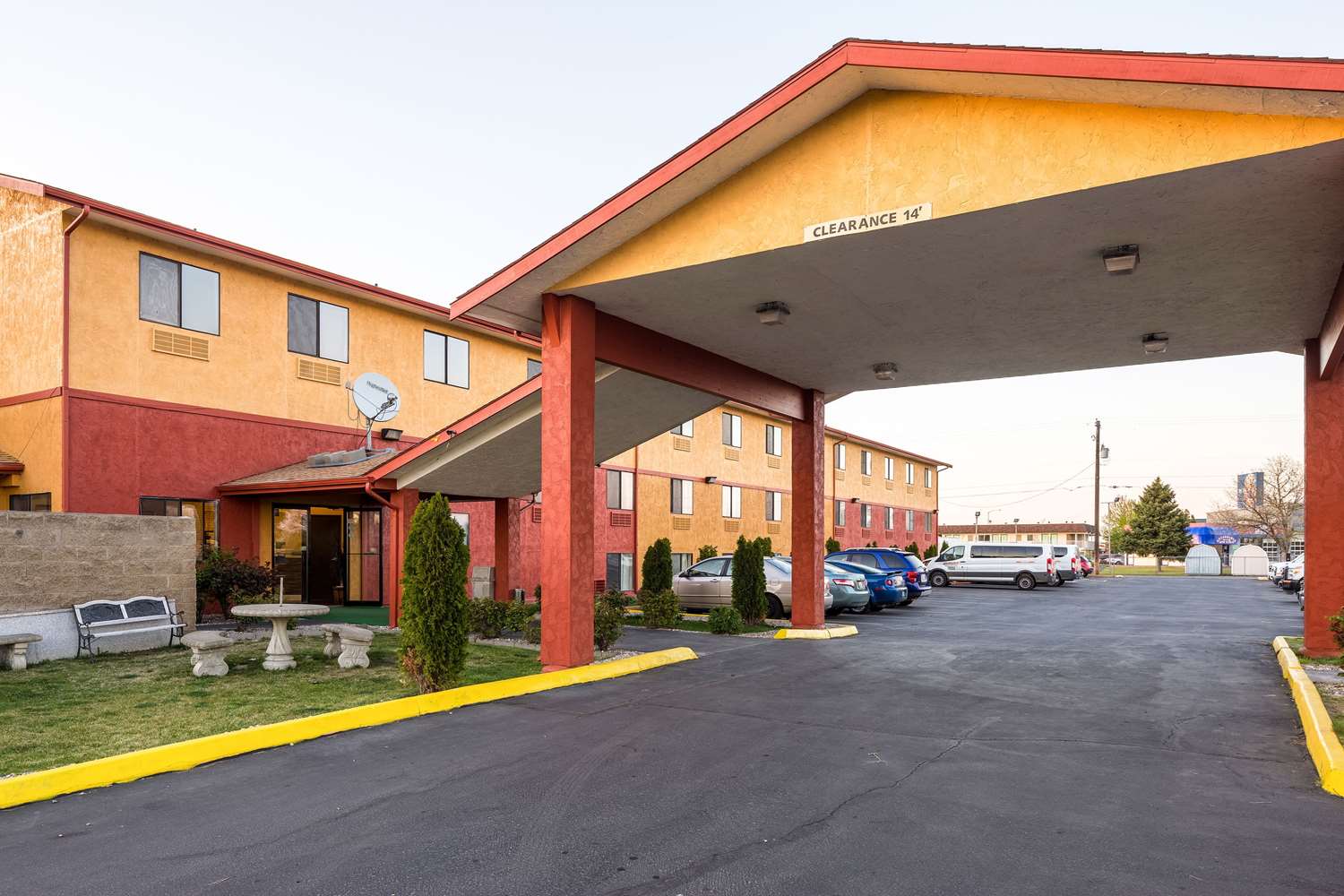 Quality Inn Moses Lake, WA 33/34