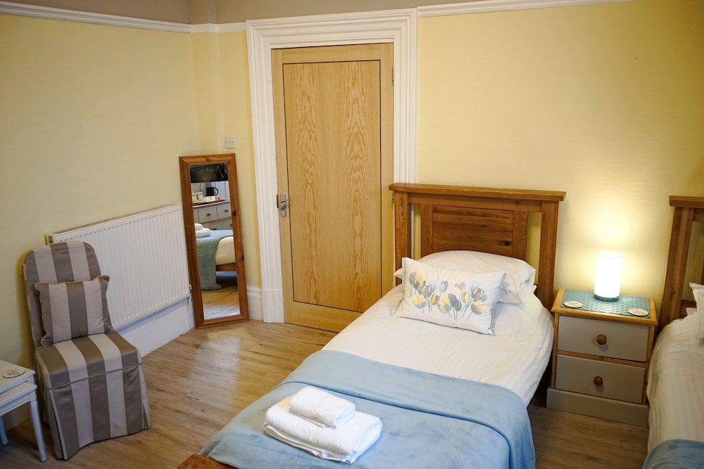 Cartref Guest House 6/50