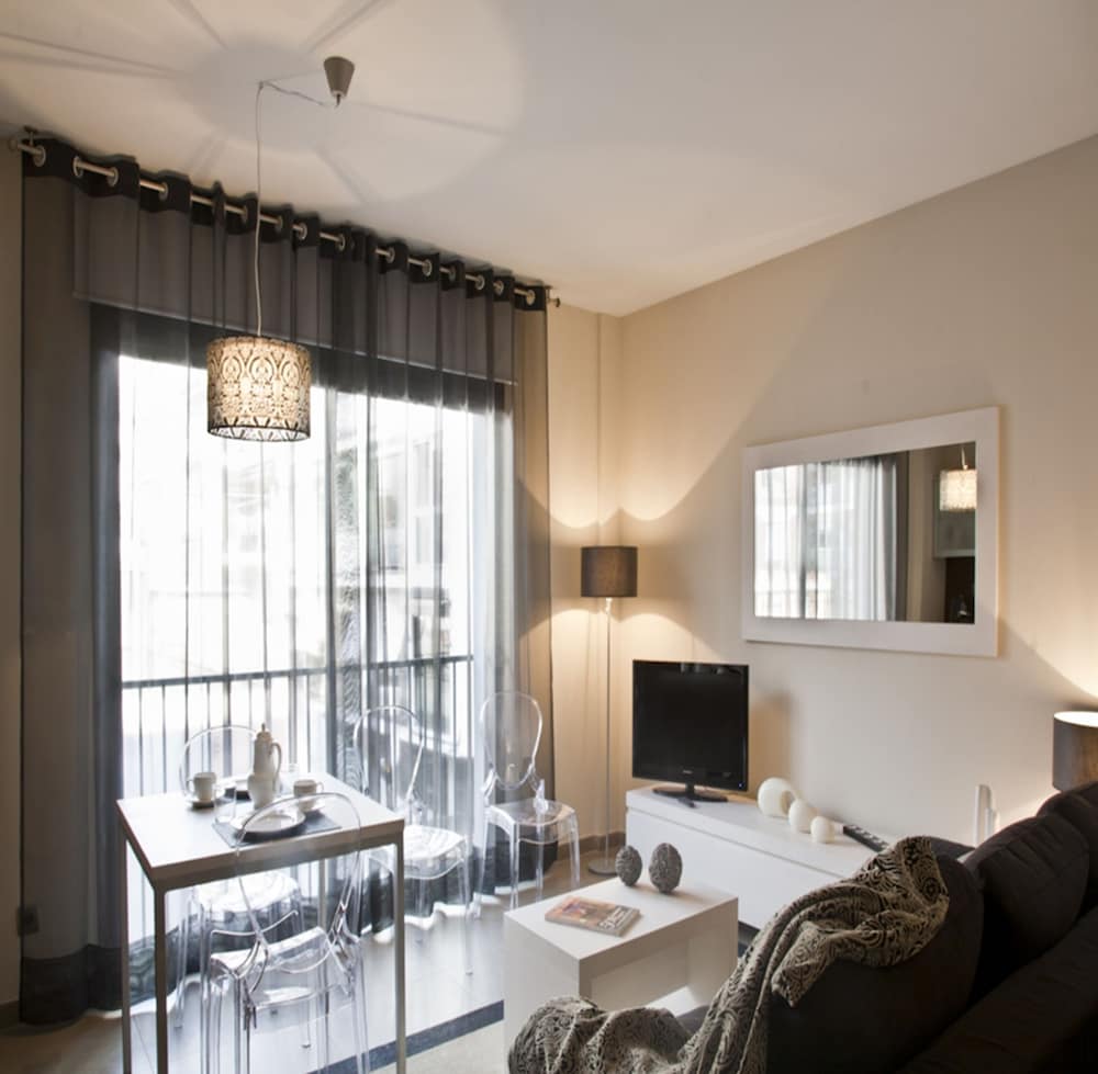 Up Suites Bcn 15/44
