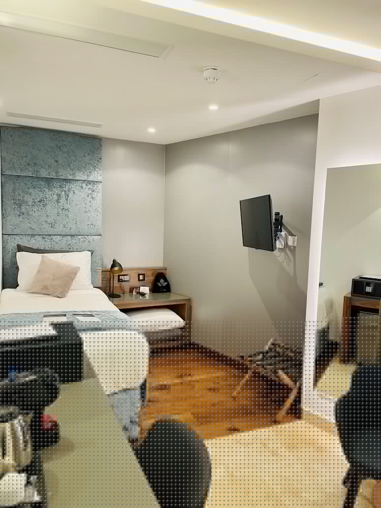 The Village Boutique and Spa 35/72