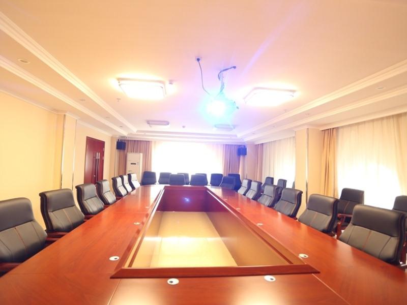GREENTREE INN ANQING GUANGCAI MARKET PASSENGER TRASPORTATION CENTRE HOTEL 13/17