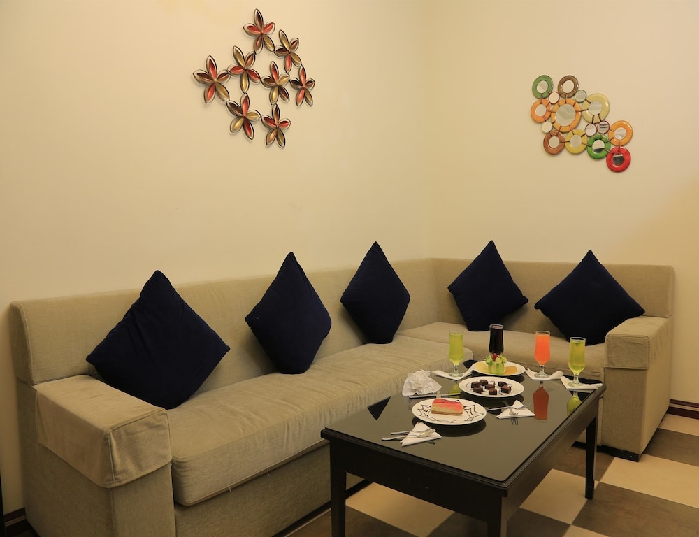 منتجع واحة ميرال الطائف(Meral Oasis Resort Taif) 66/74