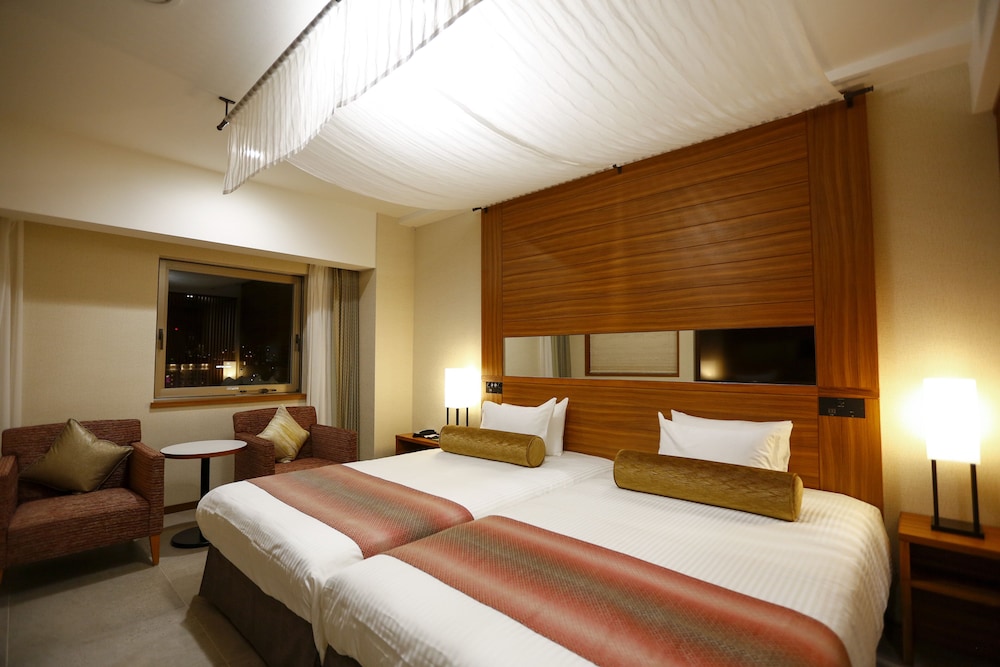Red, Premium, Luxury, Twin Beds