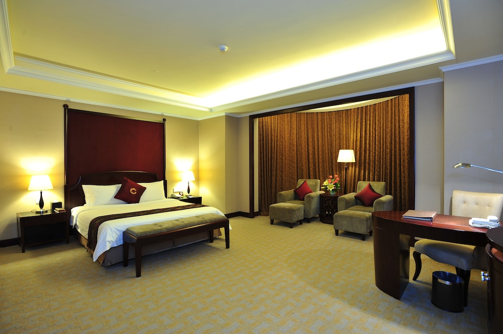 Royal Marina Plaza 19/60