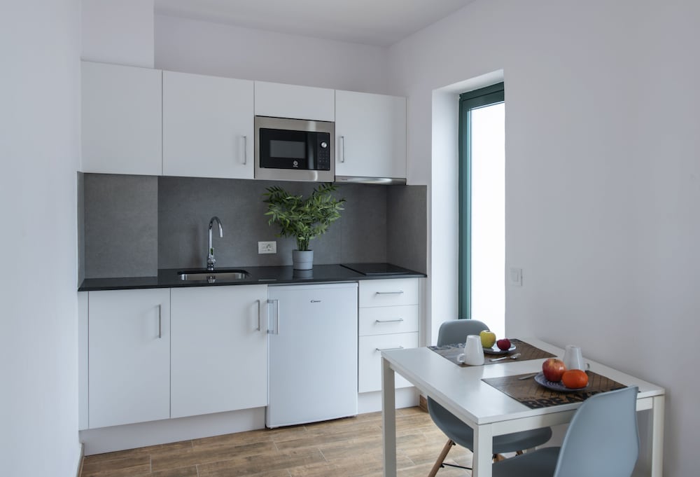 Apartamentos Los Rosales 56/75