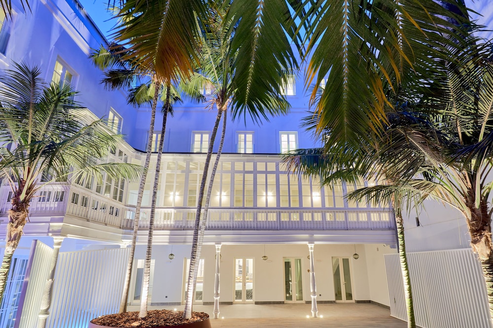 Tandem Palacio Veedor de Galeras Suites 65/73