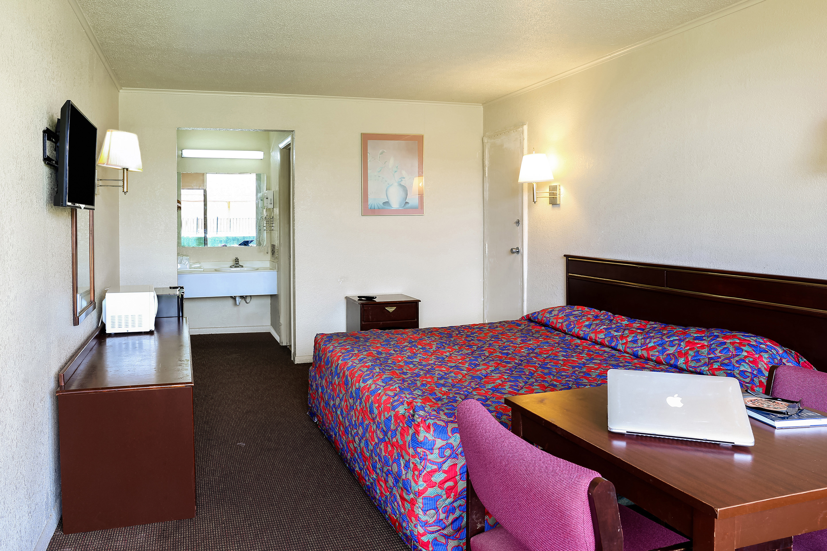 MAGNUSON HOTEL OPELIKA 25/45