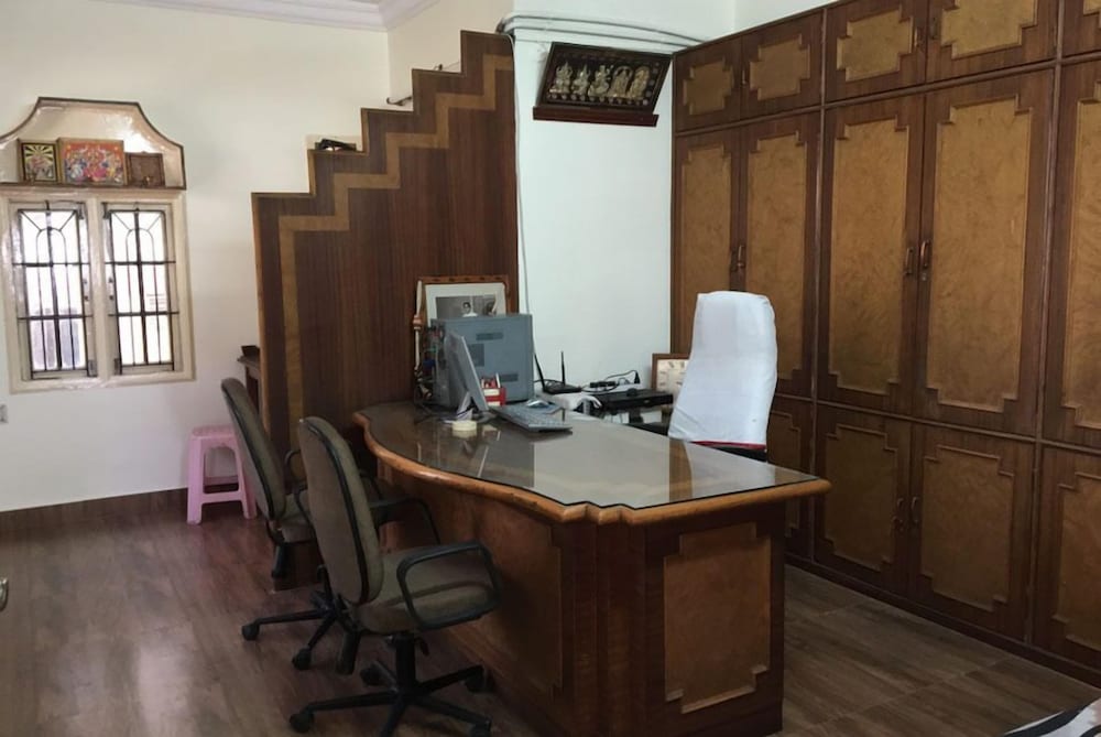 Hotel Bhavani Lodge 19/23