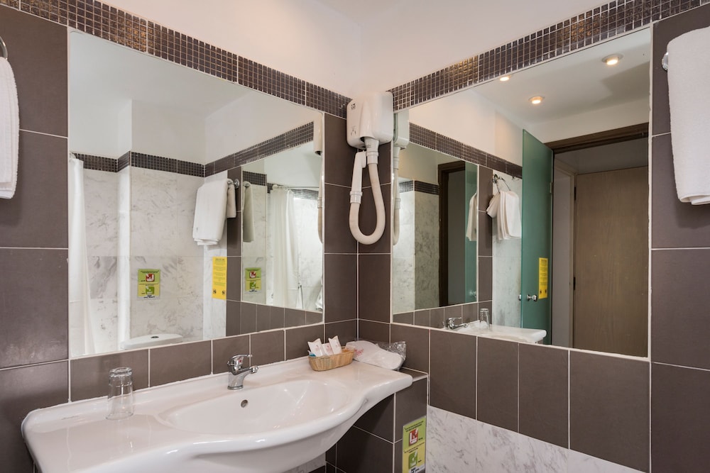 Orpheas Resort - Adults Only 69/71