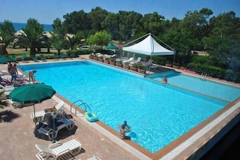 Marina Del Marchese Beach Resort 40/62