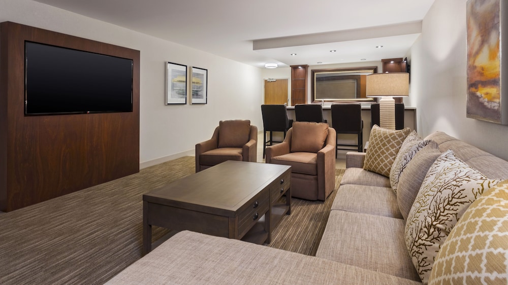 Holiday Inn Express Suites Medina 29/46