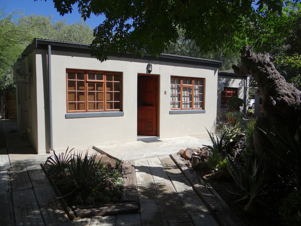 La Paix Guest House 2/49
