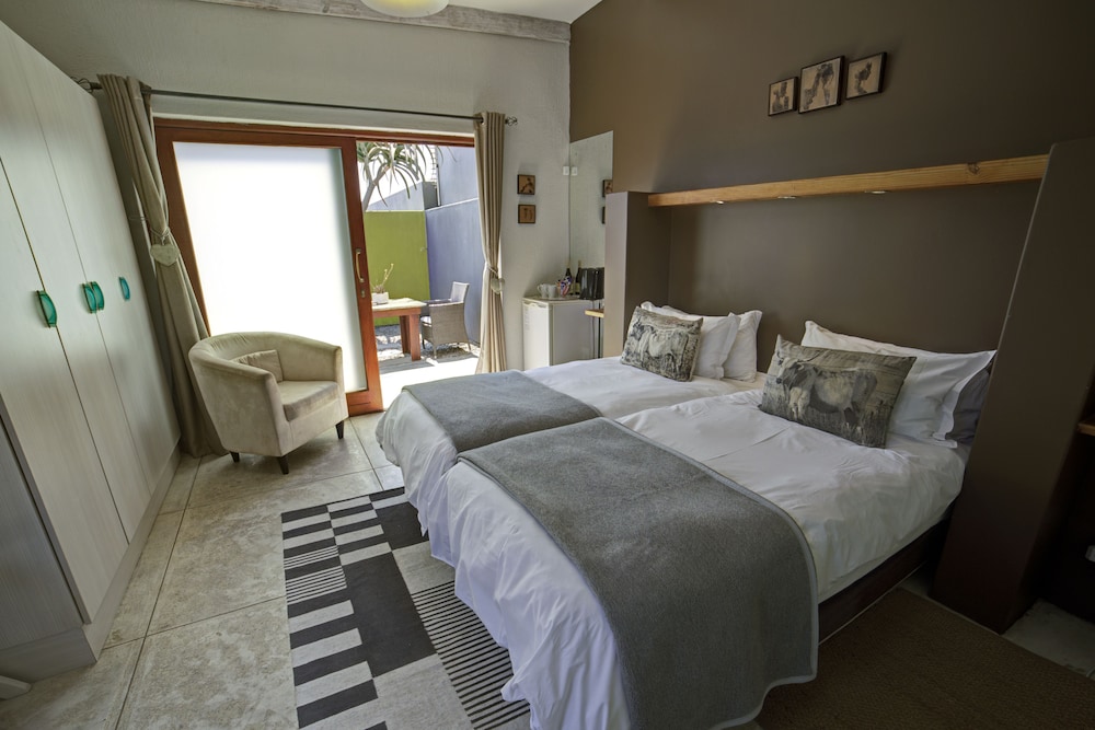 Organic Square Guesthouse 22/65
