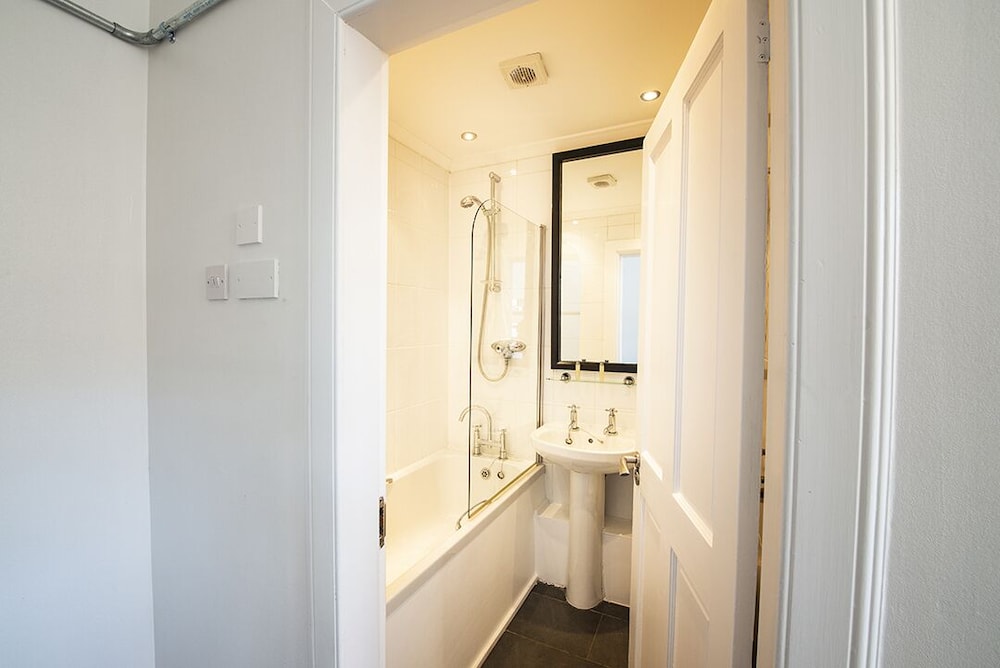 Safestay Glasgow Charing Cross 29/31
