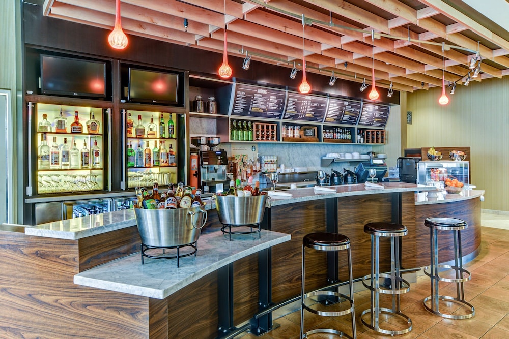 Courtyard by Marriott Bridgeport Clarksburg 28/43
