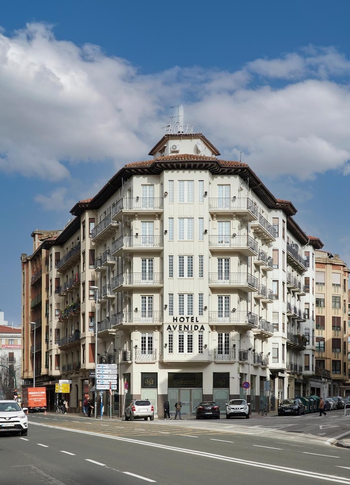 HOTEL AVENIDA(aka Husa Avenida) 1/52