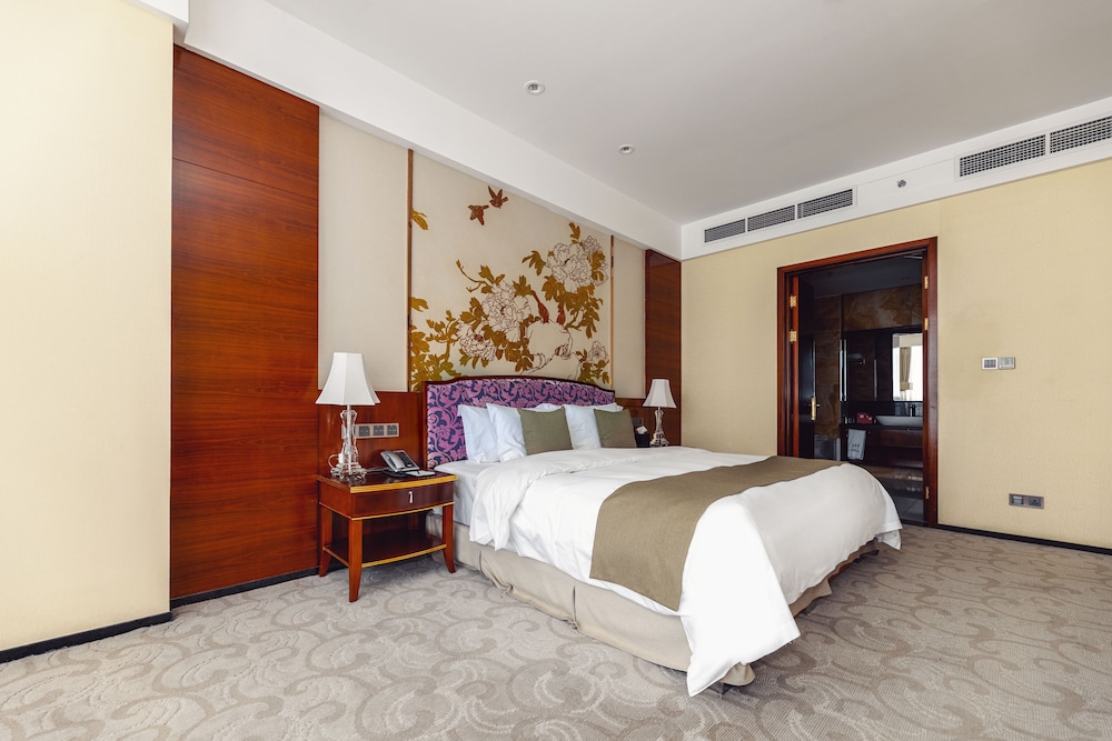 Club Deluxe King (10TH Floor)