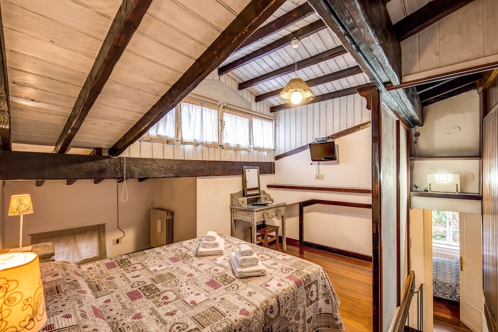 The House In Trastevere 36/48