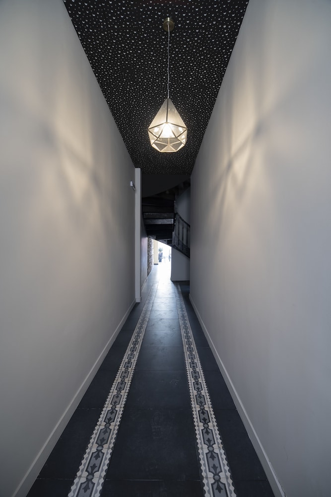 Plaka Arch Suites 22/41