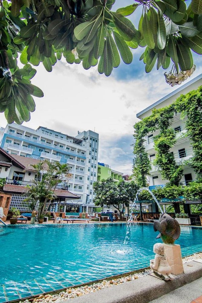Sutus Court 4 27/33