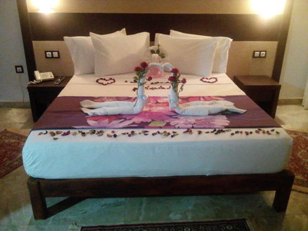 Telemly Hotel 34/38