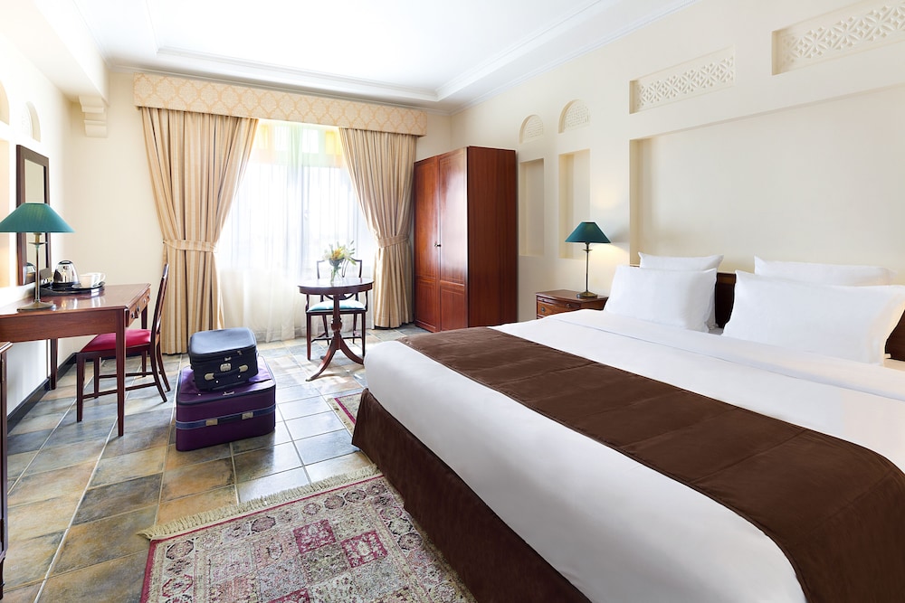 Novotel Al Dana Resort 25/75