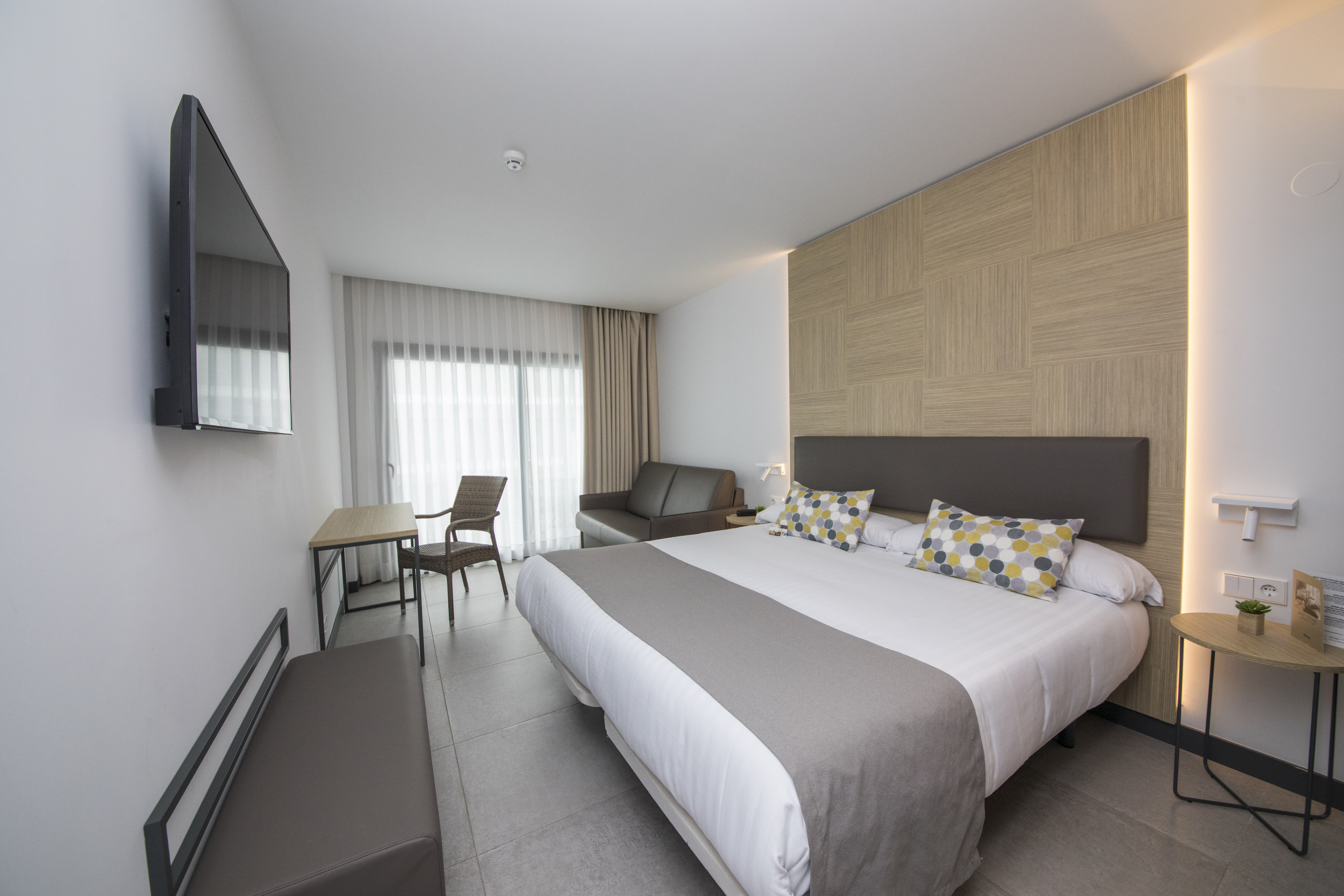 Room at Cap Negret, ALTEA
