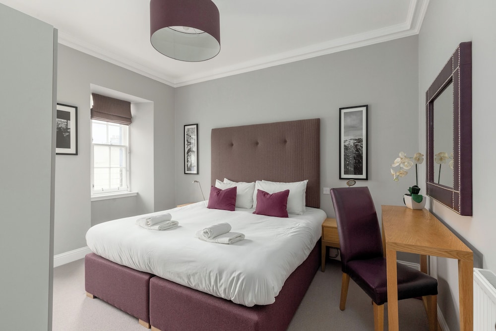 Destiny Scotland - Princes St Residence 18/50