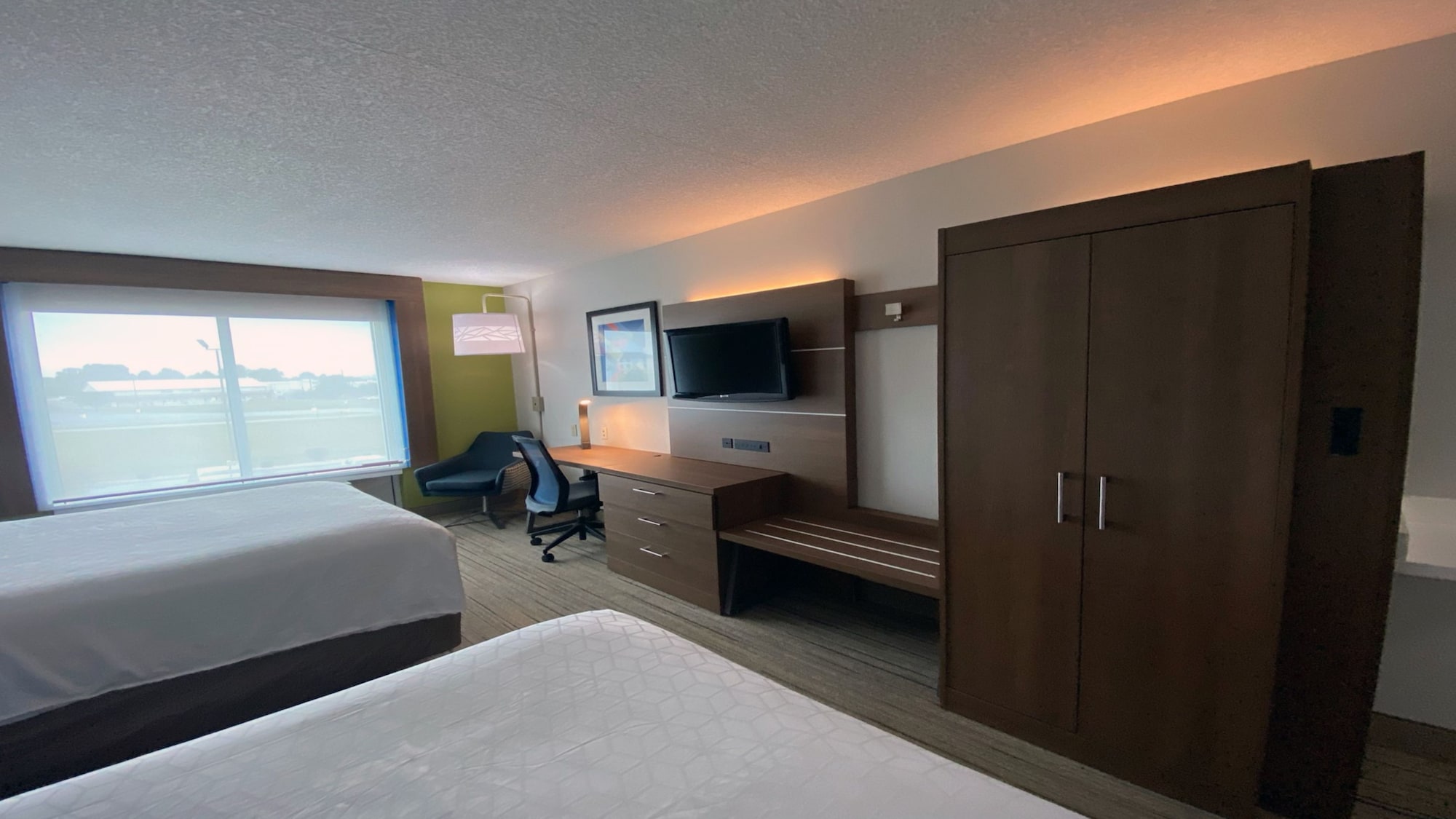 غرفة قياسية بسريرين كوين، Holiday Inn Express Suites Somerset Central 3/7