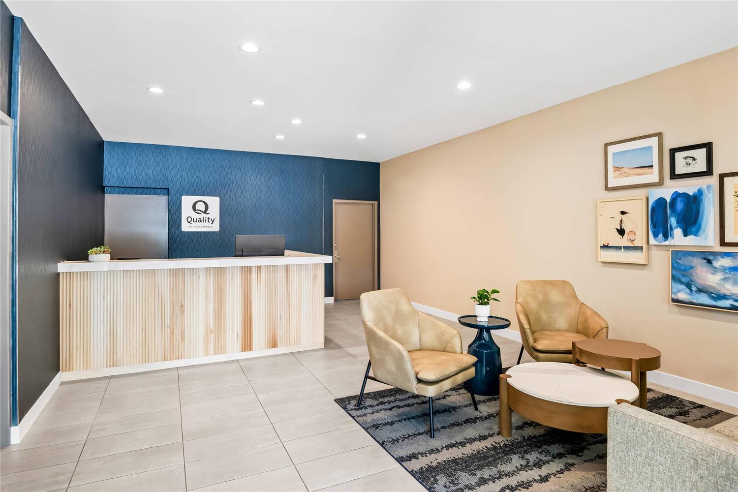 Quality Inn & Suites Hermosa Beach 9/38