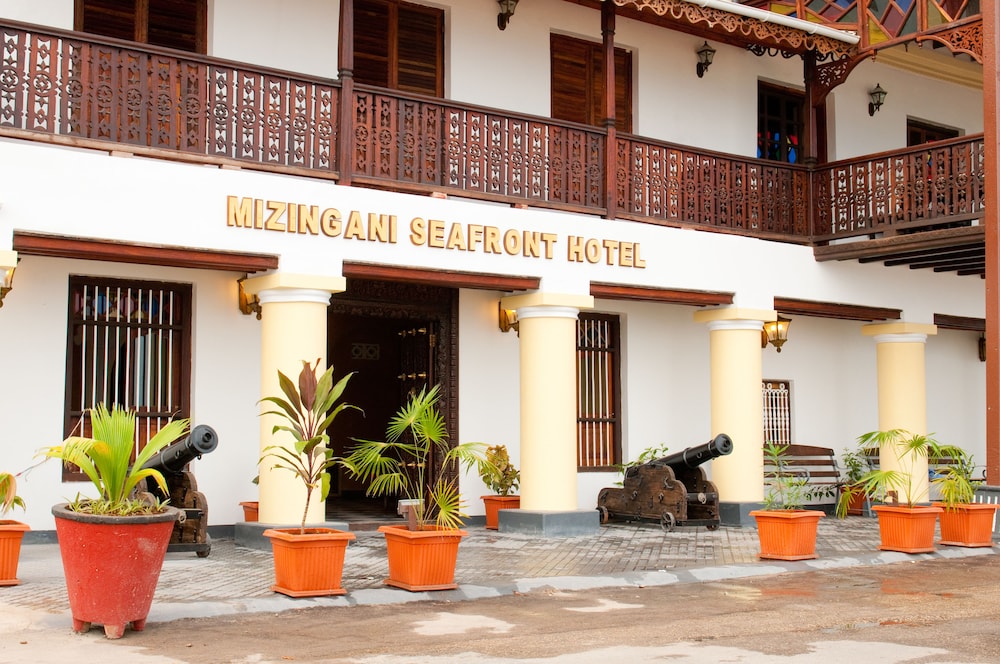 Mizingani Seafront Hotel 4/80