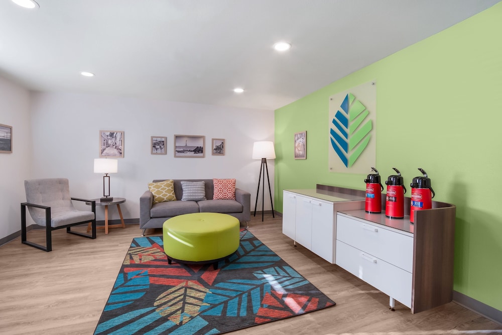 WoodSpring Suites Nashville Airport 20/29