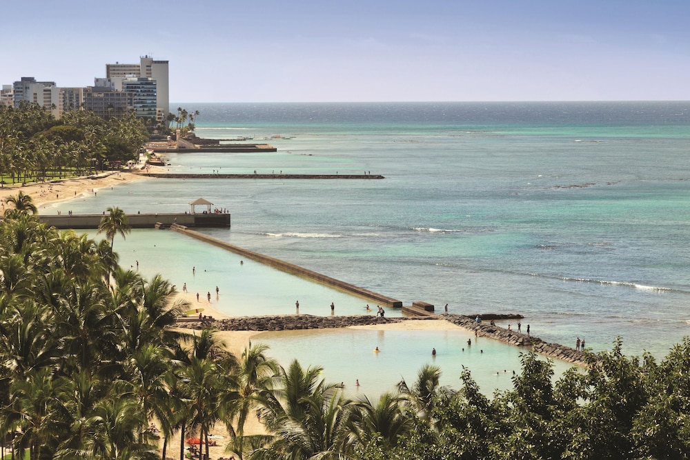 Hyatt Regency Waikiki Beach Resort and Spa 47/50