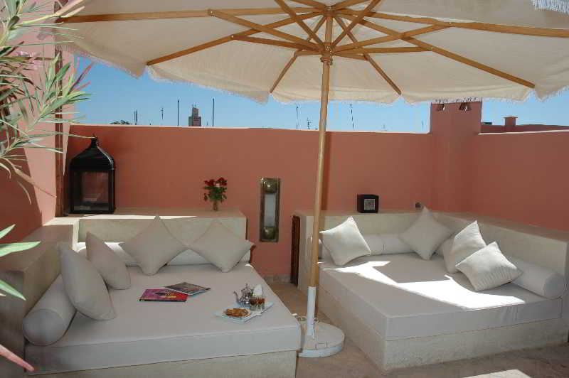 RIAD ANAIS 16/16