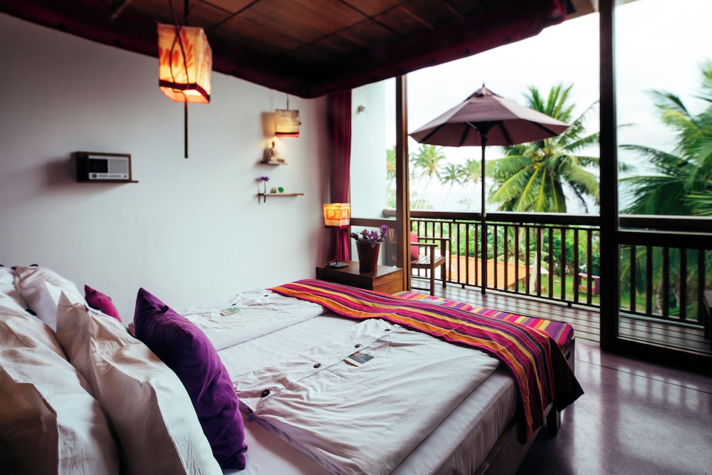 Pool, Double Bed