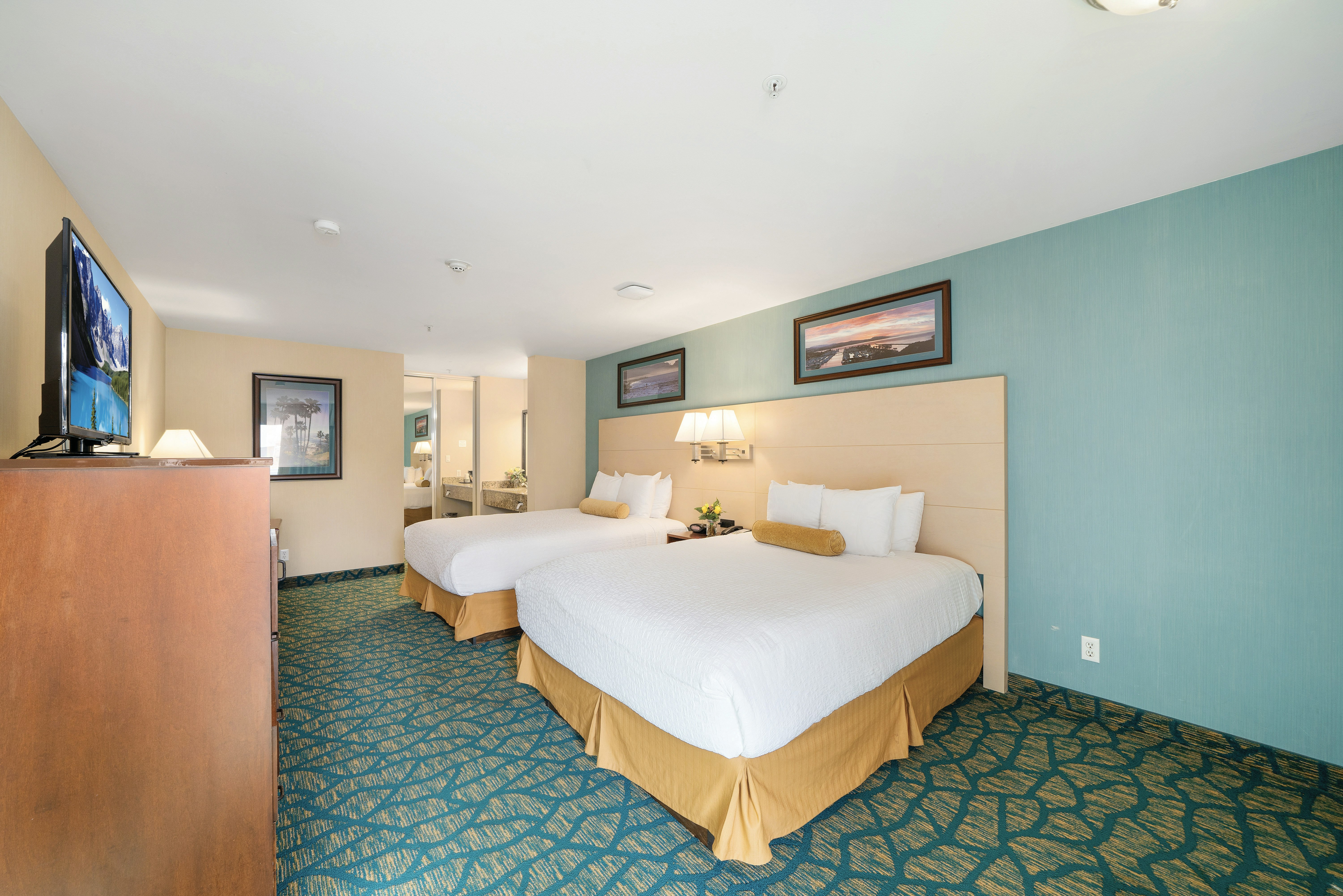 Casablanca Inn 19/71